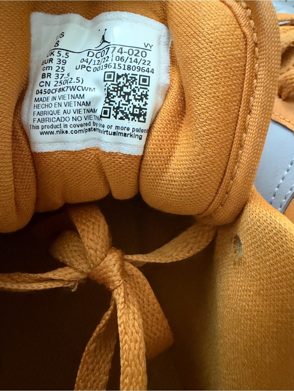 Nike Kids Orange Low-Top Sneakers